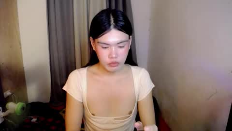 Snapshot of hotbunnyrainx chatting on April 2026 11:46:02 AM rain online show from April 2026 11:46:02 AM