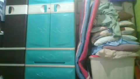 Snapshot of hotchicks4uxx chatting on January 2026 01:19:01 AM hotchicks4uxx online show from January 2026 01:19:01 AM