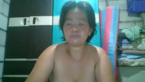 Snapshot of hotchicks4uxx chatting on January 2026 09:24:02 AM hotchicks4uxx online show from January 2026 09:24:02 AM