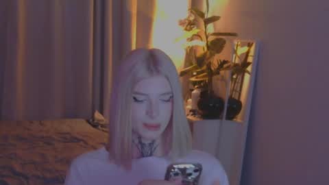 hotchubently online show from March 2025 02:59:01 PM