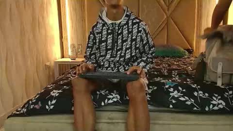 hotcouple_222 online show from December 2025 07:27:02 AM