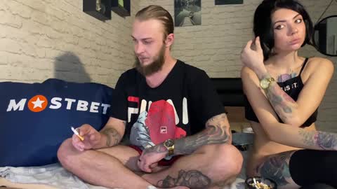 YounHotCouple online show from December 2024 11:06:02 AM