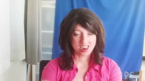 Snapshot of hotdestany chatting on December 2024 09:24:02 AM Hot Destany online show from December 2024 09:24:02 AM