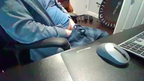 hotdog1124 online show from February 2026 12:34:01 PM