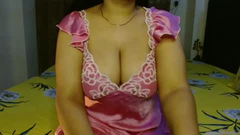 Snapshot of hoteliza6 chatting on January 2025 08:10:02 PM Eliza i dont show face in any show online show from January 2025 08:10:02 PM