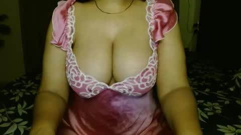 Snapshot of hoteliza6 chatting on September 2025 04:32:01 PM Eliza i dont show face in any show online show from September 2025 04:32:01 PM