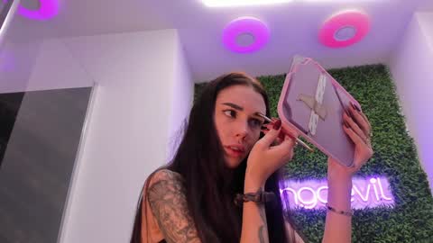 Snapshot of hotfallingdevil chatting on November 2025 09:52:02 AM hotfallingdevil online show from November 2025 09:52:02 AM