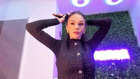 Snapshot of hotfallingdevil chatting on January 2026 05:44:01 AM hotfallingdevil online show from January 2026 05:44:01 AM