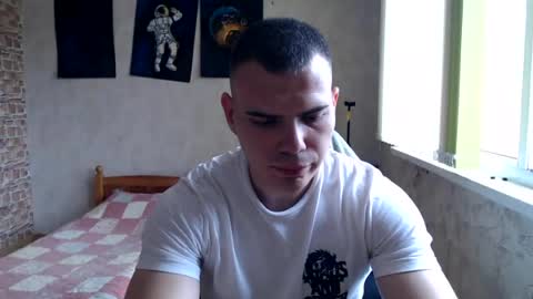 Snapshot of hotfitbboy_2001 chatting on July 2026 08:17:02 AM Alex online show from July 2026 08:17:02 AM