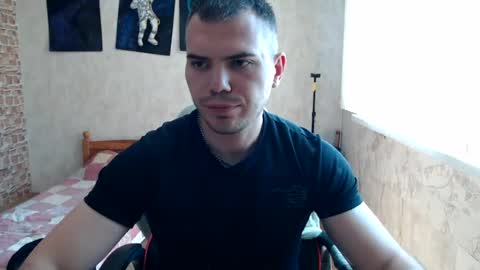 Snapshot of hotfitbboy_2001 chatting on July 2026 11:28:01 AM Alex online show from July 2026 11:28:01 AM
