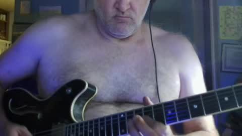 Smoochface online show from May 2026 05:57:02 AM