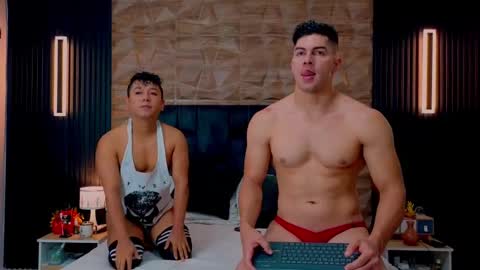 Snapshot of hotfuckers4uu chatting on September 2025 03:05:01 PM felipe marcello online show from September 2025 03:05:01 PM