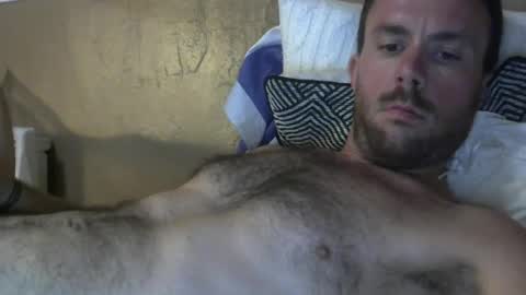 Le jardinier sexy online show from June 2026 08:26:02 PM