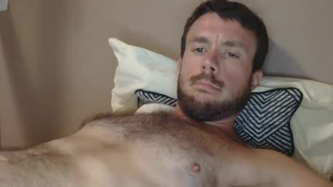 Le jardinier sexy online show from July 2026 06:20:01 PM