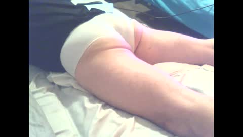 Snapshot of hotguynpanties chatting on September 2025 09:01:01 AM hotguynpanties online show from September 2025 09:01:01 AM