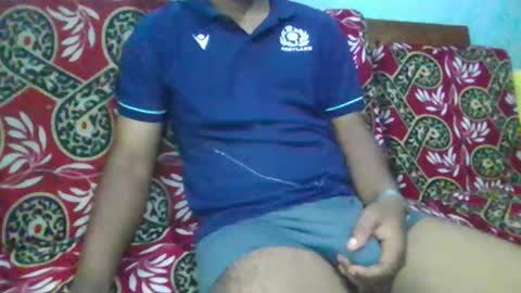 hotguyy001 online show from March 2026 05:45:02 AM