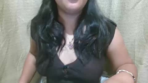 hotiemorenagurl18 online show from September 2025 05:31:01 AM