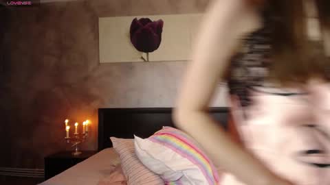 Lia   online show from June 2026 11:56:02 AM