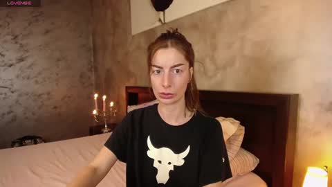 Lia   online show from July 2026 07:16:01 PM