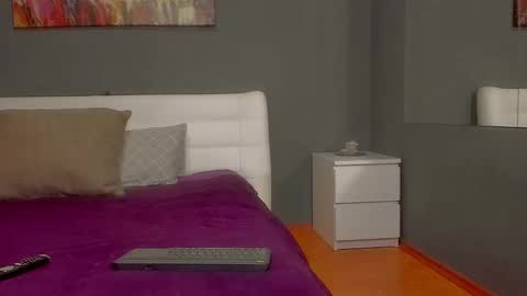 Snapshot of hotjennyfer4u chatting on February 2025 06:46:02 PM Jennyfer online show from February 2025 06:46:02 PM