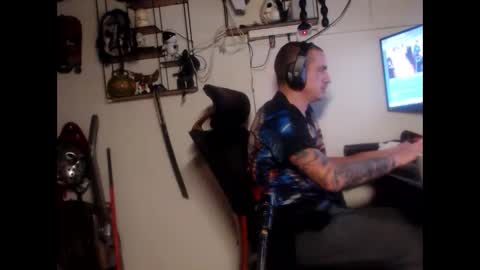 Snapshot of hotkinkytat chatting on January 2025 11:28:01 PM hotkinkytat online show from January 2025 11:28:01 PM