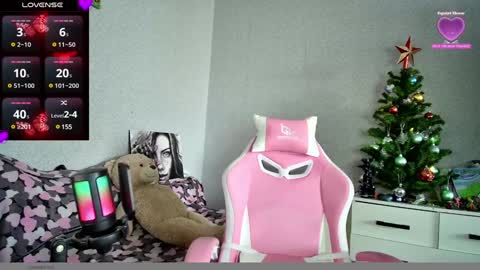 Snapshot of hotkleoo chatting on December 2024 07:35:02 AM MistressM online show from December 2024 07:35:02 AM