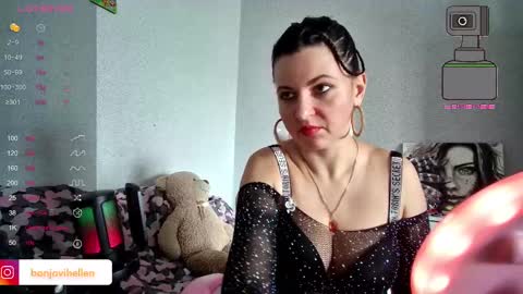 Snapshot of hotkleoo chatting on February 2025 07:21:01 AM MistressM online show from February 2025 07:21:01 AM