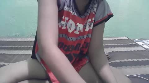 Snapshot of hotladypinay32 chatting on March 2025 07:02:01 AM hotladypinay32 online show from March 2025 07:02:01 AM