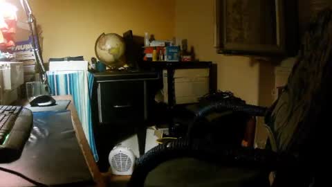 hotleopold online show from May 2026 09:34:01 PM
