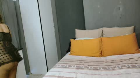 hotlilya online show from October 2025 08:07:01 AM