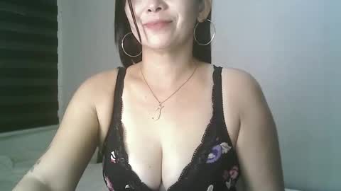hotmamajen4u online show from May 2026 12:38:01 AM