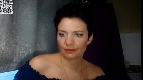 Snapshot of hotmamaqueen234 chatting on June 2026 07:05:02 AM hotmamaqueen234 online show from June 2026 07:05:02 AM