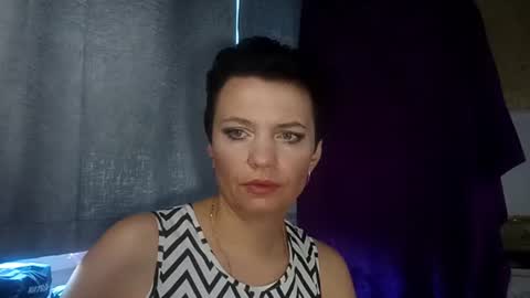 Snapshot of hotmamaqueen234 chatting on July 2026 07:52:01 AM hotmamaqueen234 online show from July 2026 07:52:01 AM