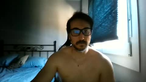 hotman_40_ online show from May 2026 08:43:02 AM