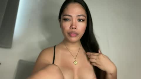 Snapshot of hotmermaidts chatting on June 2026 12:04:02 AM Eva online show from June 2026 12:04:02 AM