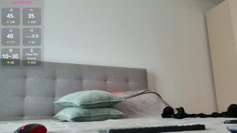 Snapshot of hotmompeach chatting on February 2026 01:31:02 PM Anna- next on 1129 7pm CET online show from February 2026 01:31:02 PM