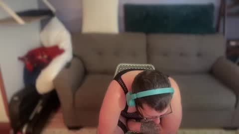 Snapshot of hotmplspunk chatting on September 2025 09:30:01 PM Jared online show from September 2025 09:30:01 PM