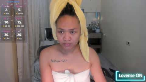 Snapshot of hotnasty_madisson chatting on November 2025 12:09:02 PM Madi online show from November 2025 12:09:02 PM