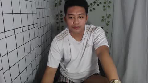 Snapshot of hotnielkhalifa chatting on September 2025 11:26:01 AM neilkhalifa online show from September 2025 11:26:01 AM