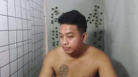 Snapshot of hotnielkhalifa chatting on October 2025 06:36:01 PM neilkhalifa online show from October 2025 06:36:01 PM