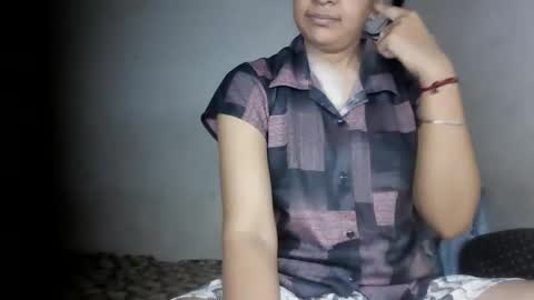 lola online show from May 2026 05:47:01 AM