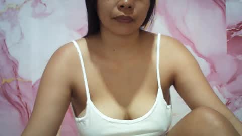 hotpink4u04 online show from June 2026 10:48:02 PM