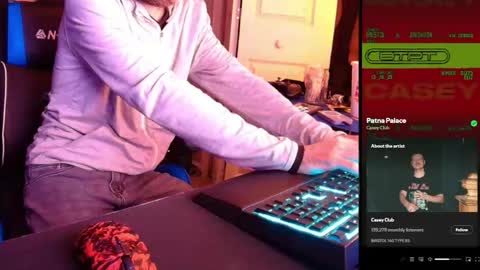 Snapshot of hotpumpkinpies chatting on April 2026 04:18:02 AM hotpumpkinpies online show from April 2026 04:18:02 AM