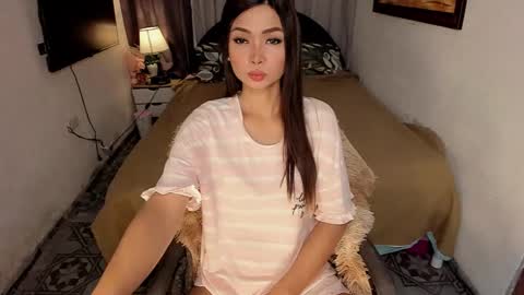 Snapshot of hotsherlene02 chatting on February 2026 01:45:04 AM SHERLENE BLACKWELL online show from February 2026 01:45:04 AM