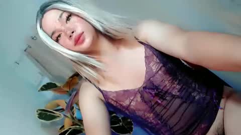 hotsiren101 online show from May 2026 08:49:02 PM
