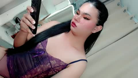 hotsiren101 online show from June 2026 04:14:02 AM