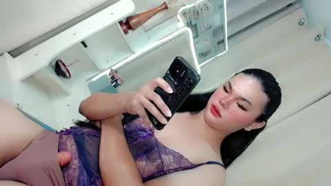 hotsiren101 online show from June 2026 10:34:02 PM