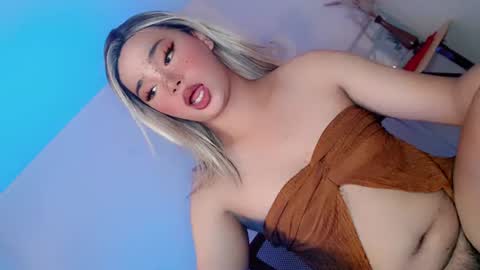 hotsiren101 online show from July 2026 03:44:01 AM