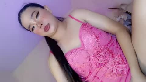 hotsiren101 online show from July 2026 06:17:01 AM