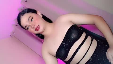 hotsiren101 online show from July 2026 06:42:01 AM